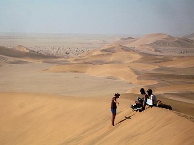 IMG_0600.JPG - Die Namib. In einer der ältesten Wüsten der Welt gehen wir einer der jüngsten Sportarten nach...